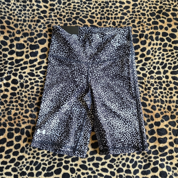 Under Armour Pants - Under Armour bike shorts